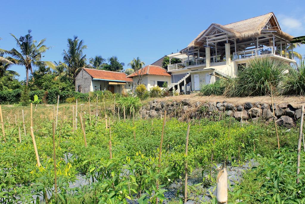 Barn N Bunk Hotel กีอันยาร์ ภายนอก รูปภาพ