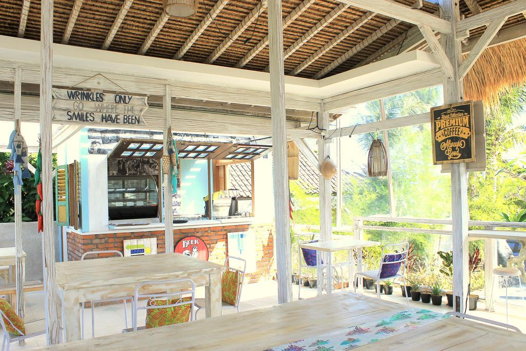 Barn N Bunk Hotel กีอันยาร์ ภายนอก รูปภาพ