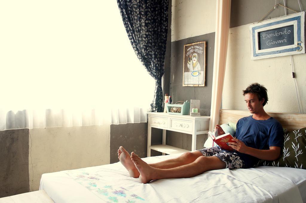 Barn N Bunk Hotel กีอันยาร์ ภายนอก รูปภาพ