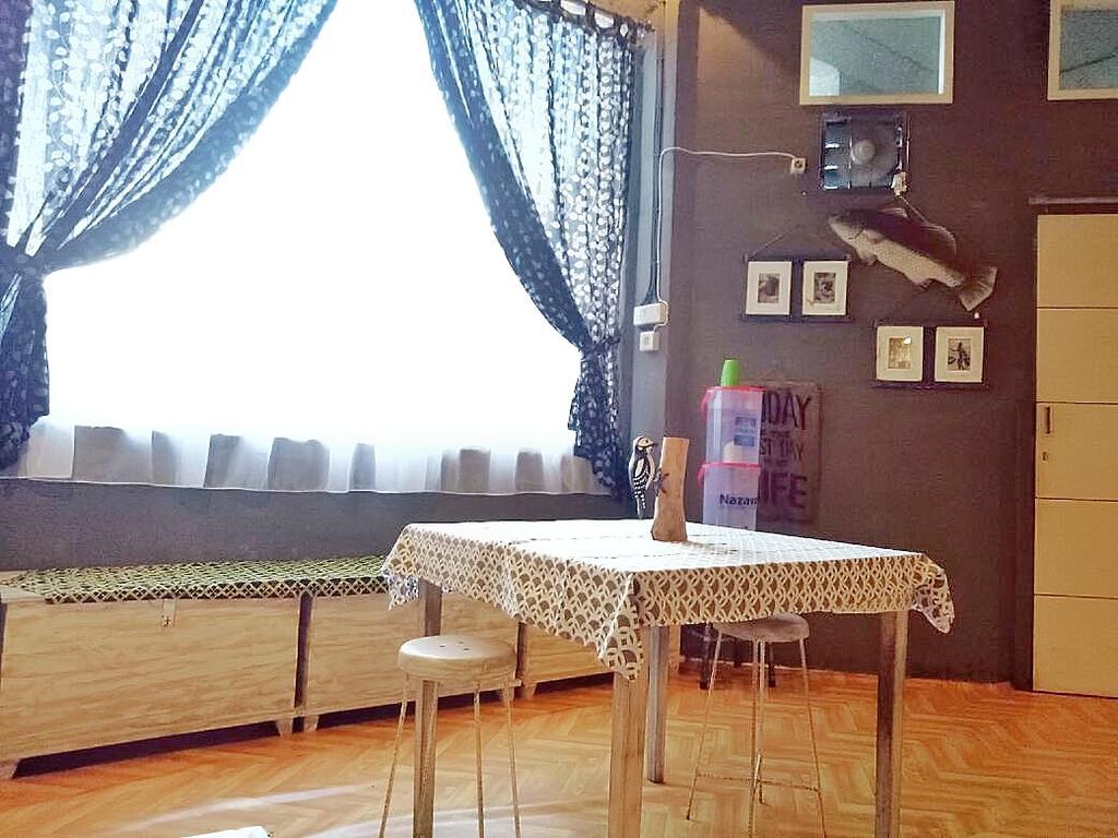 Barn N Bunk Hotel กีอันยาร์ ภายนอก รูปภาพ
