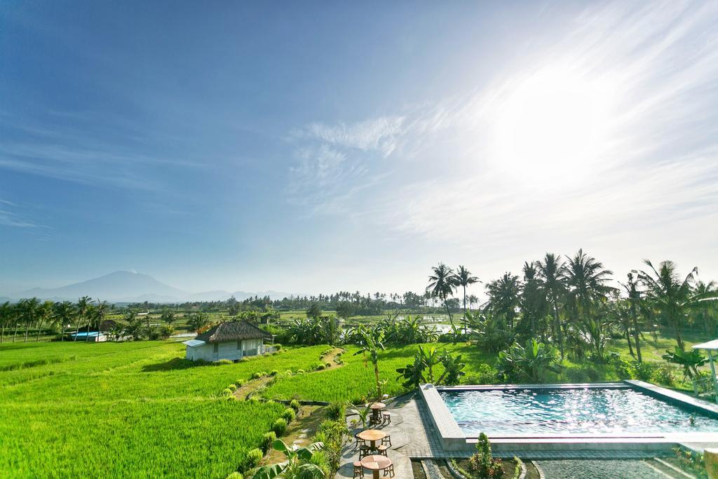 Barn N Bunk Hotel กีอันยาร์ ภายนอก รูปภาพ
